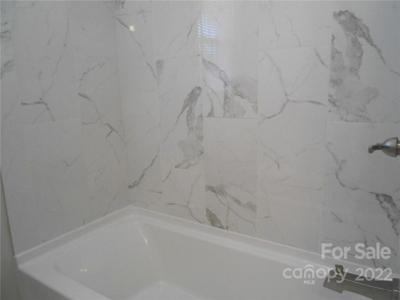 Property image 5 at 1409 Pondella Drive, Charlotte, NC 28213