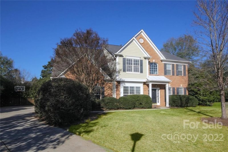 Property image 2 at 10524 Nimue Court, Charlotte, NC 28277