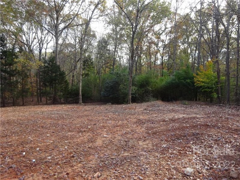 Property image 4 at 1417 Whispering Oaks Circle, Matthews, NC 28104