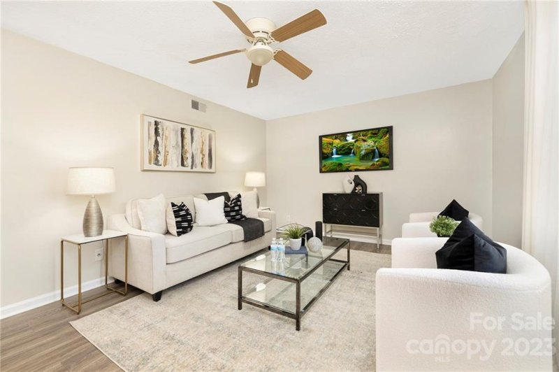 5819 Hunting Ridge Lane