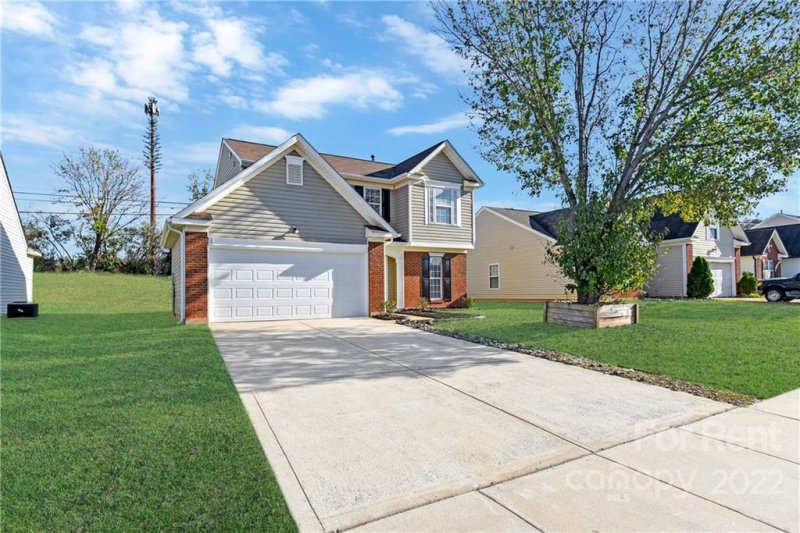 Property image 2 at 4028 Lakota Court, Charlotte, NC 28269