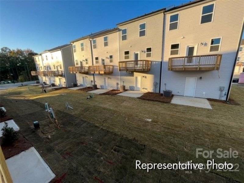 Property image 3 at 12041 Cheasapeake Mallard Drive, Charlotte, NC 28262