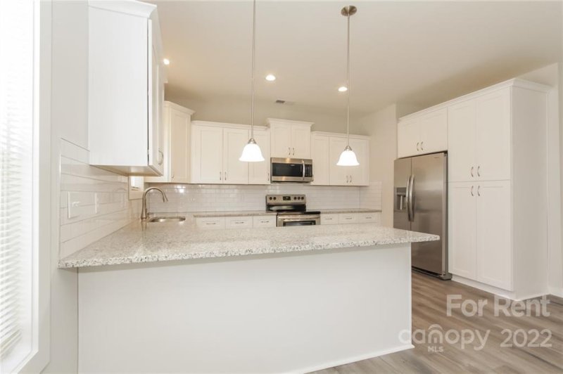 Property image 5 at 329 Todd Road, Charlotte, NC 28208