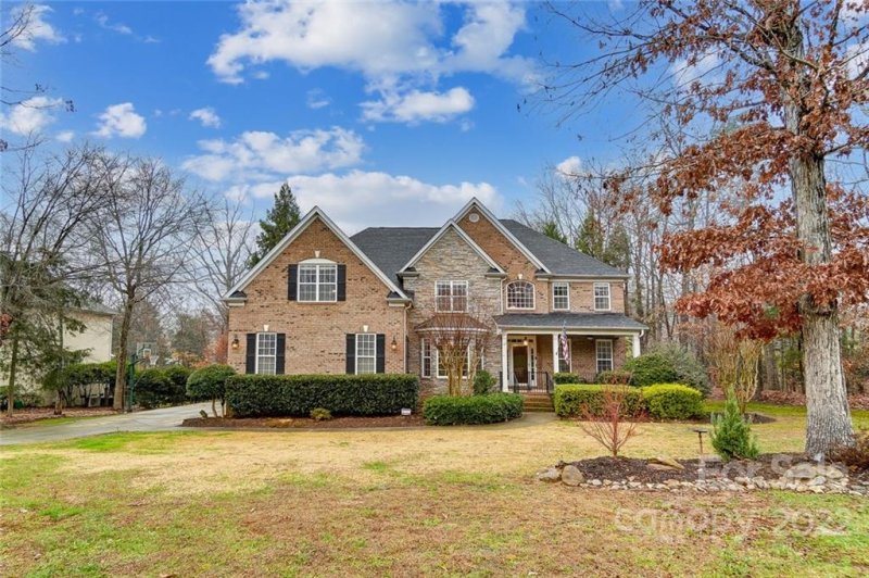 Property image 2 at 1102 Dobson Drive, Waxhaw, NC 28173