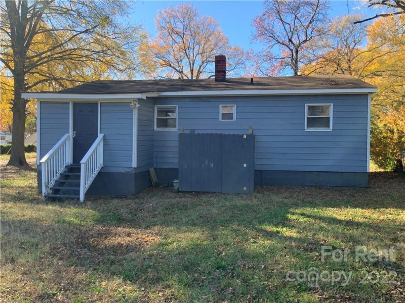 Property image 4 at 3500 Kentucky Avenue, Charlotte, NC 28216