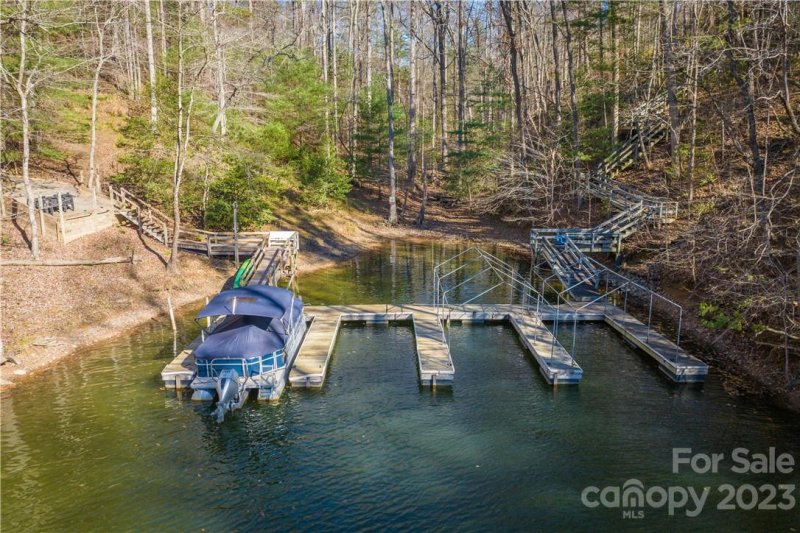 Property image 4 at 4641 Harbor View Terrace, Morganton, NC 28655