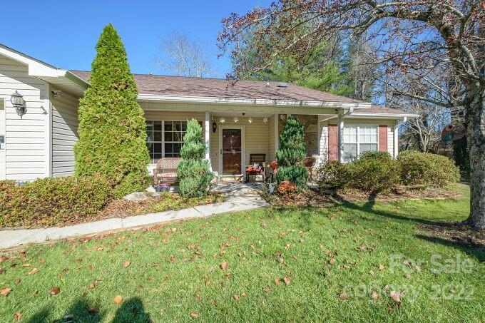 Property image 5 at 787 W Saint Johns Way, Hendersonville, NC 28791