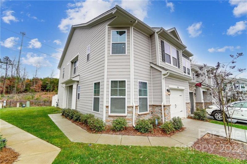 Property image 3 at 1080 Chicory Trace, Lake Wylie, SC 29710