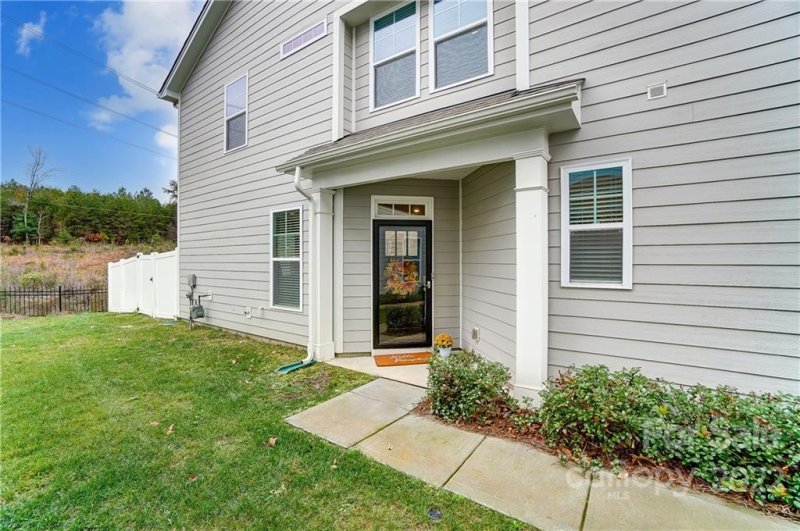 Property image 4 at 1080 Chicory Trace, Lake Wylie, SC 29710