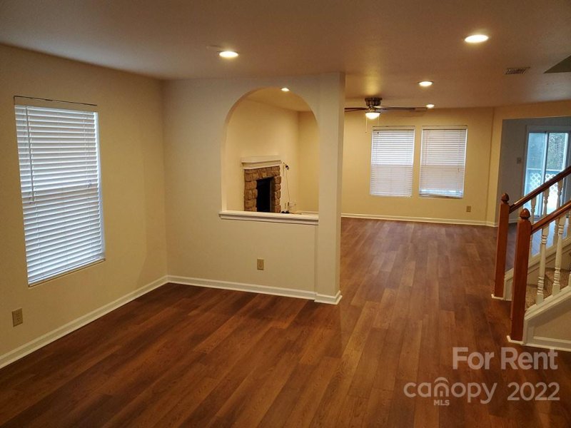Property image 3 at 13926 Lawrence Farm Lane, Charlotte, NC 28278