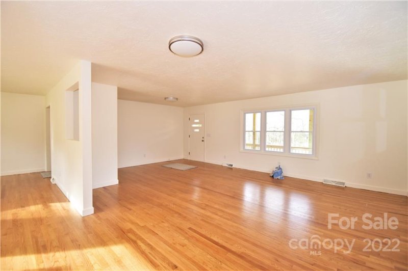 Property image 4 at 3235 Debbie Drive, Hendersonville, NC 28791