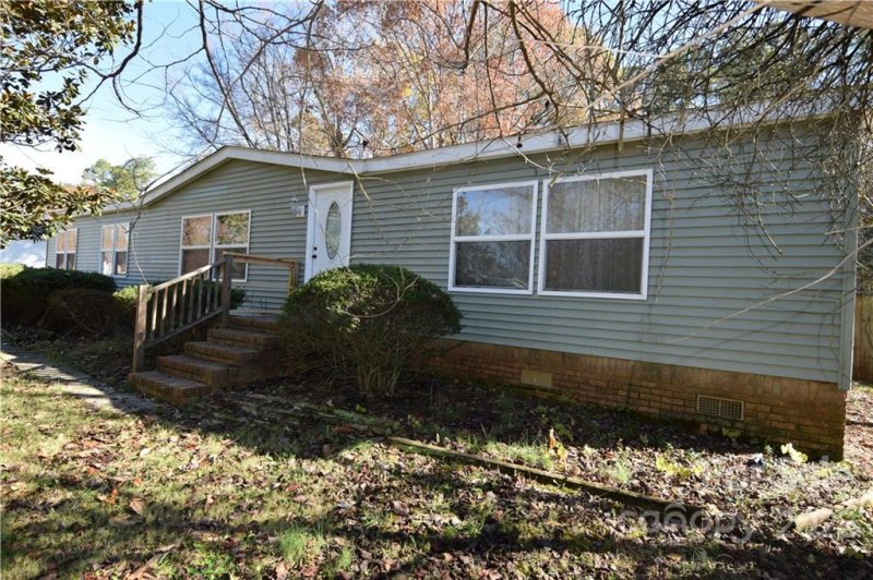 1022 Southwood Drive