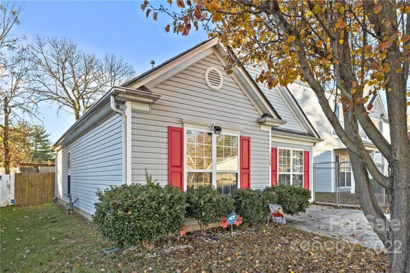 Property image 4 at 1120 Hannah Rae Court, Charlotte, NC 28214
