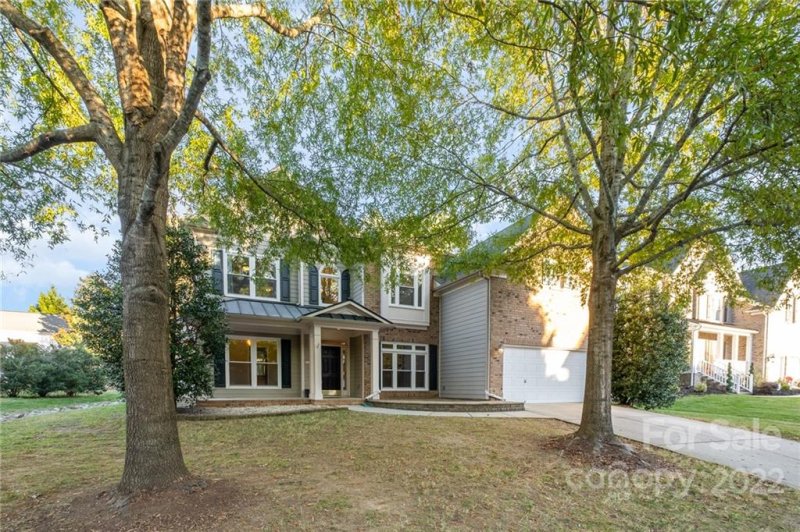 Property image 2 at 10310 Squires Way, Cornelius, NC 28031