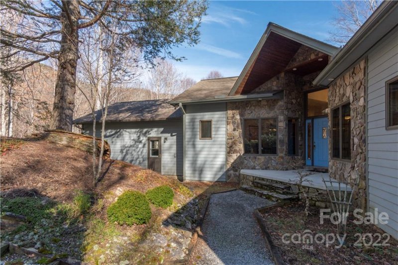 Property image 2 at 31 Chimney Ridge Trail, Waynesville, NC 28786