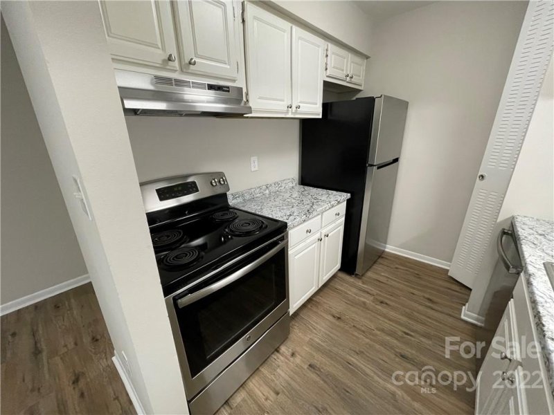 Property image 2 at 209 Orchard Trace Lane, Charlotte, NC 28213