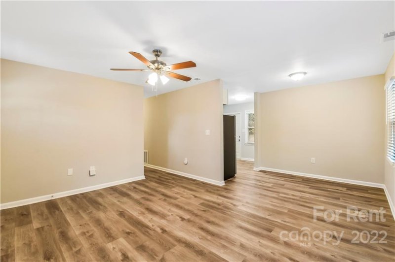 Property image 5 at 822 Dedmon Drive, Charlotte, NC 28216