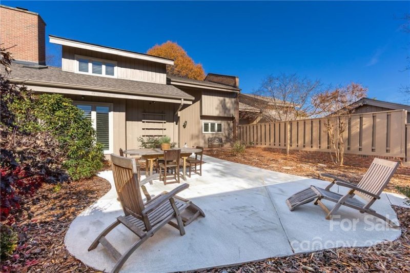 Property image 3 at 4920 Torrey Pines Court, Charlotte, NC 28226