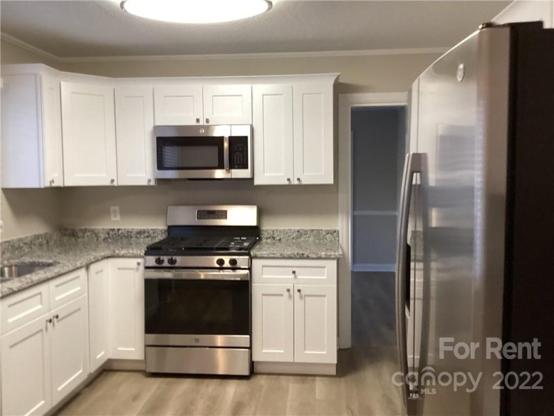 Property image 2 at 7723 Gayle Avenue, Charlotte, NC 28212