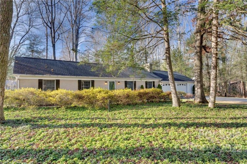 Property image 2 at 34 N Greenwood Forest Drive, Etowah, NC 28729