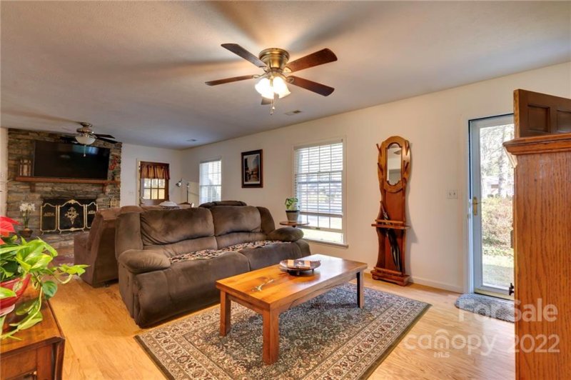 Property image 5 at 34 N Greenwood Forest Drive, Etowah, NC 28729