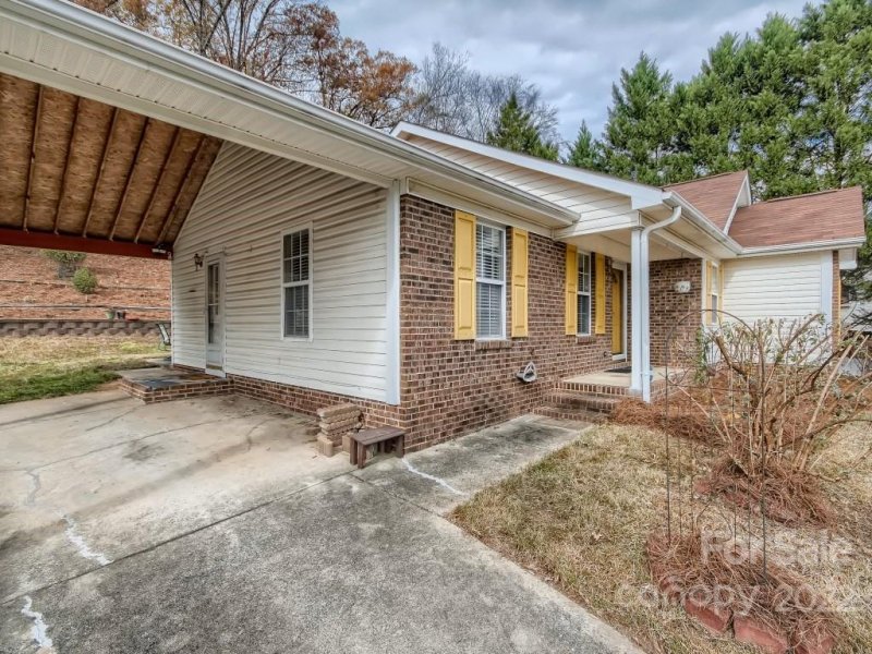 Property image 4 at 8125 Cadmium Court, Charlotte, NC 28215