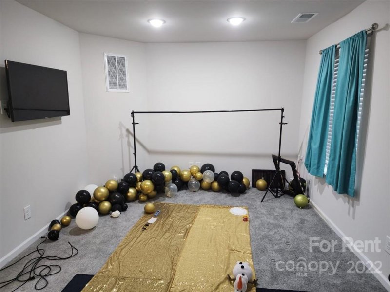 Property image 2 at 7011 Jane Parks Way, Charlotte, NC 28217