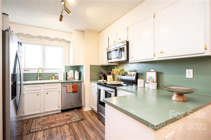 Property image 4 at 3284 White Oak Court, Claremont, NC 28610