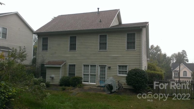 Property image 3 at 10440 Henbane Court, Charlotte, NC 28213