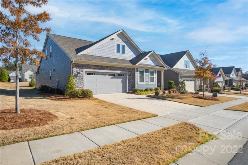 1263 Independence Street