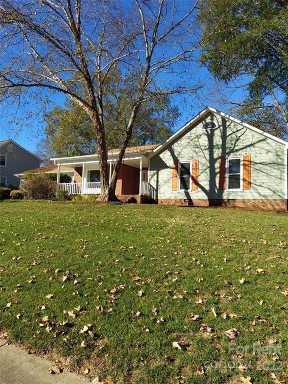 Property image 2 at 922 Evian Lane, Matthews, NC 28105