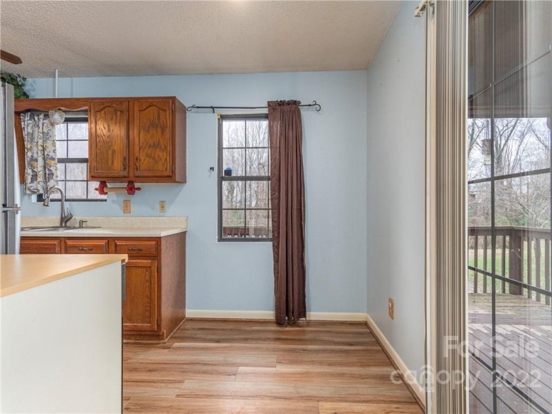 Property image 5 at 23 Vanderbilt Terrace, Asheville, NC 28806