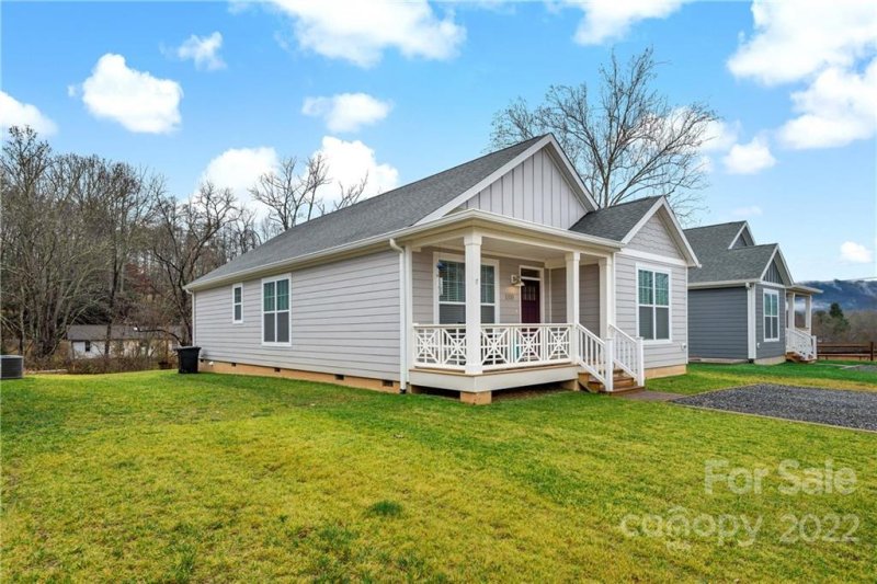 Property image 2 at 1208 Seven Sisters Lane, Black Mountain, NC 28711