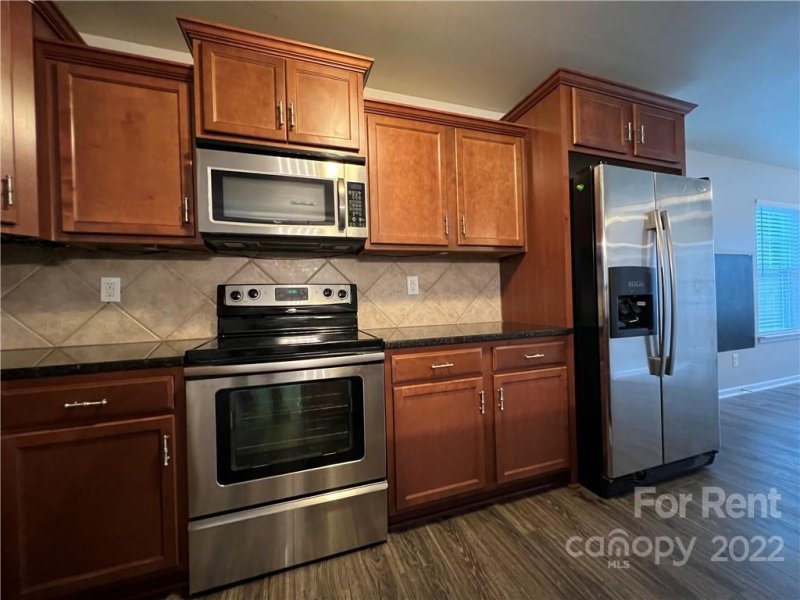 Property image 4 at 2020 Lake Vista Drive, Mount Holly, NC 28120