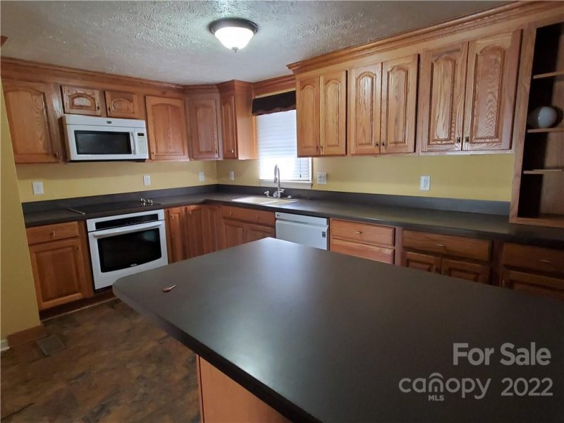 Property image 3 at 690 Rama Wood Drive, Concord, NC 28025