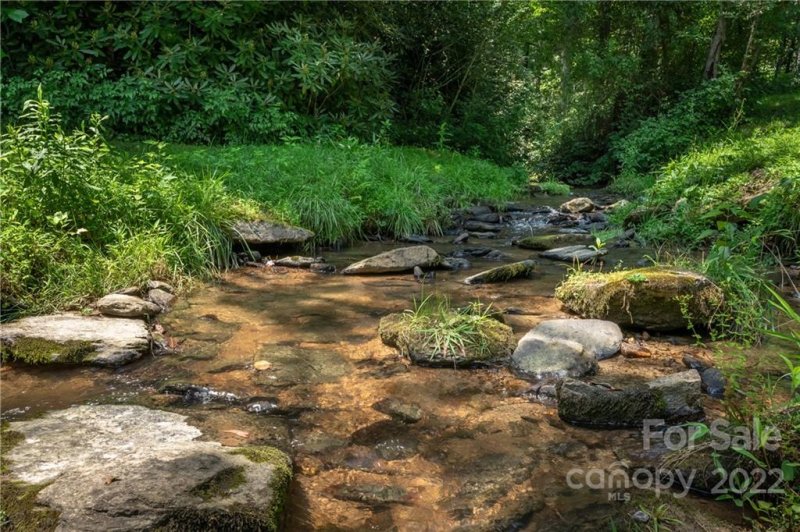 Property image 5 at 84 Summer Shade Court, Hendersonville, NC 28792