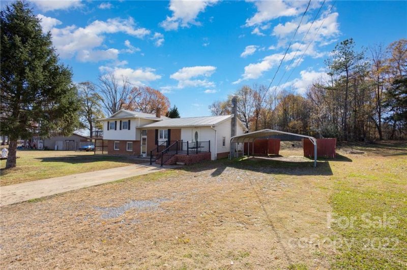 Property image 2 at 2212 Joes Lake Road, Shelby, NC 28152