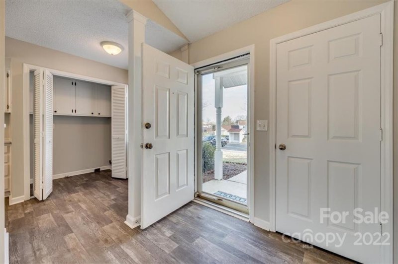 Property image 5 at 7814 Renaissance Court, Charlotte, NC 28226