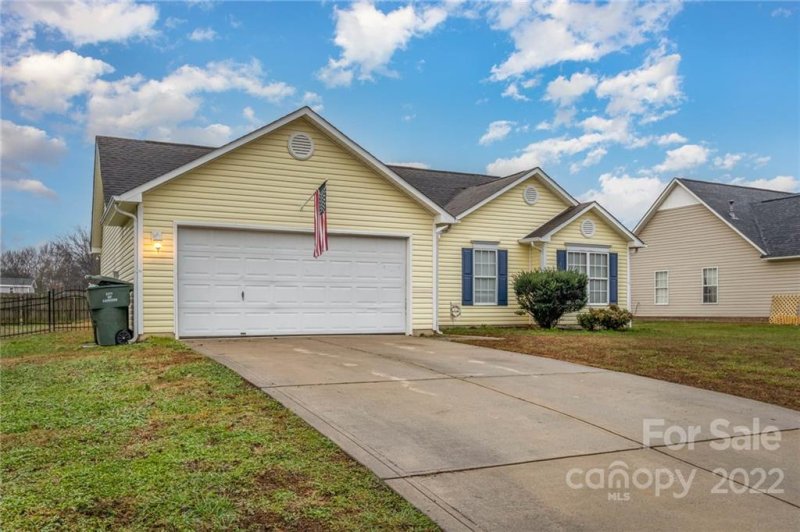 Property image 2 at 4691 Falcon Chase Drive, Concord, NC 28027