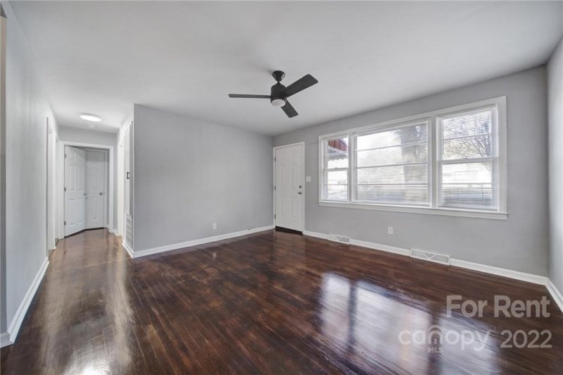Property image 3 at 405 Telegraph Drive, Gastonia, NC 28056