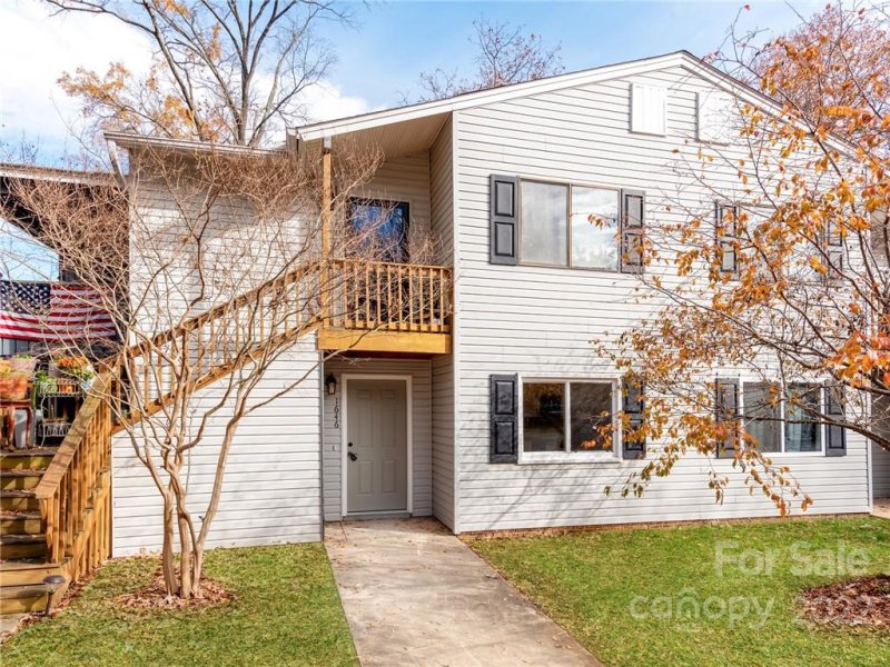 Property image 2 at 1646 Hunters Trail, Rock Hill, SC 29732