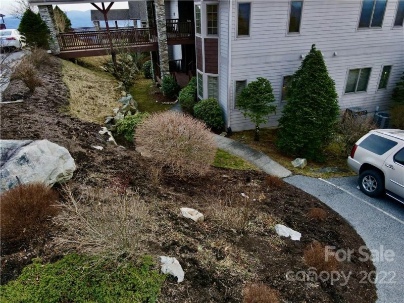 Property image 5 at 575 Craggy Point, Sugar Mountain, NC 28604