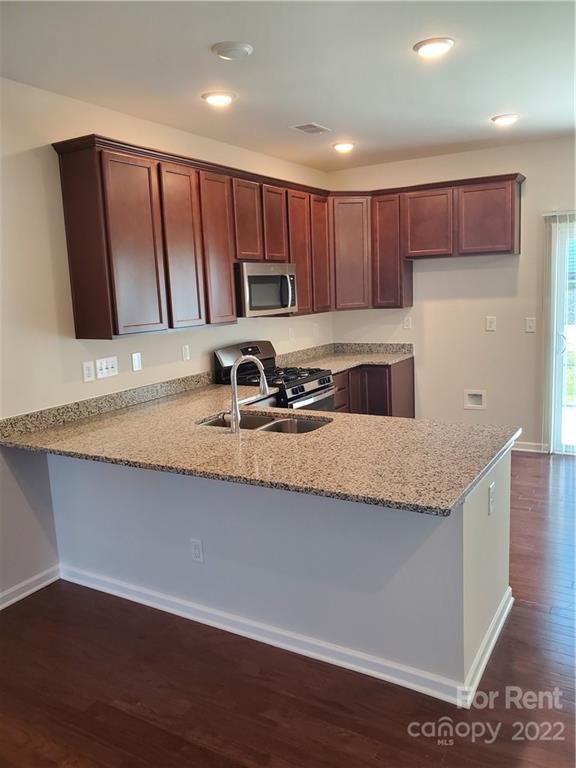 Property image 2 at 6410 Revolutionary Trail, Charlotte, NC 28217