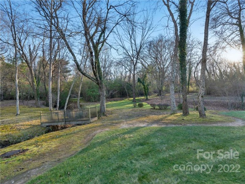 Property image 5 at 317 Ridgeview Hill Drive, Hendersonville, NC 28791