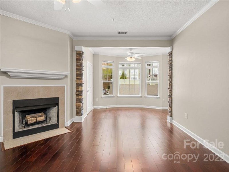 Property image 3 at 1000 Olde Eastwood Village Boulevard, Asheville, NC 28803