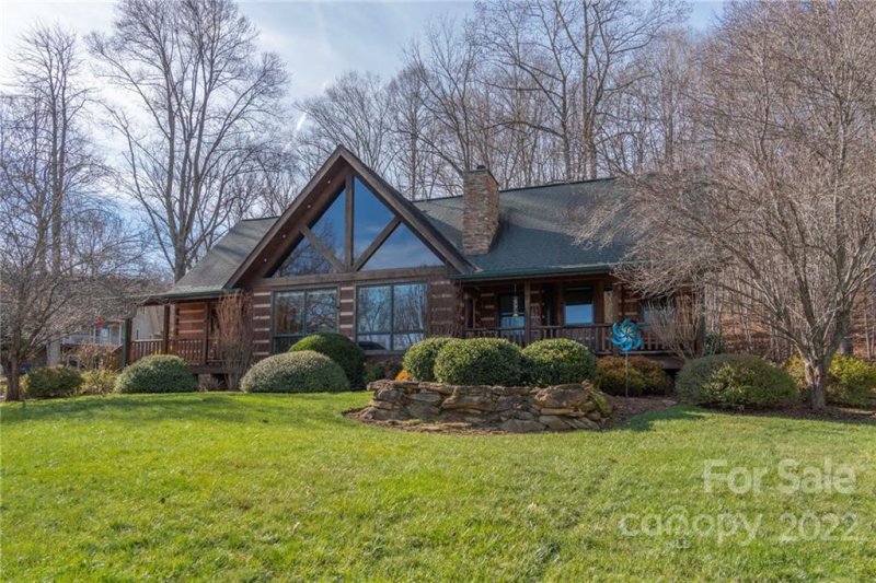 Property image 2 at 157 Turnabout Court, Waynesville, NC 28785