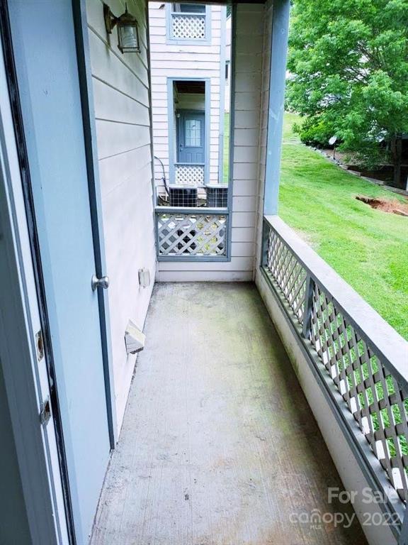 Property image 5 at 8117 Tremaine Court, Charlotte, NC 28227