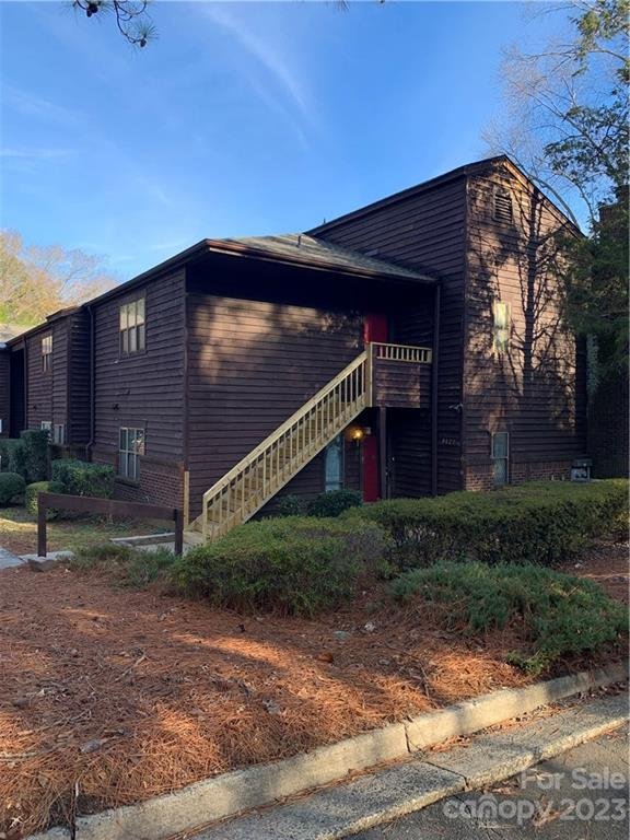 Property image 2 at 8025 Cedar Glen Drive, Charlotte, NC 28212