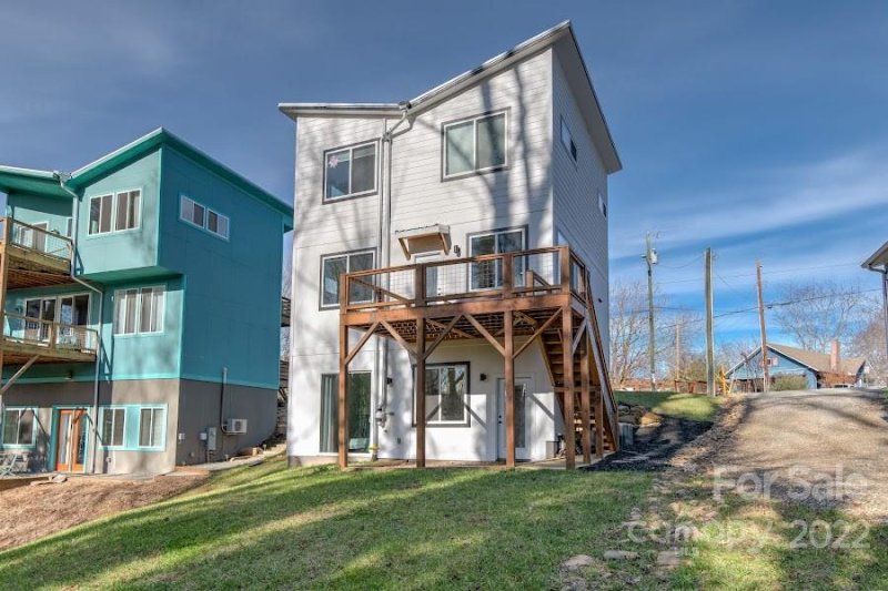 Property image 4 at 8 Dellwood Street, Asheville, NC 28806