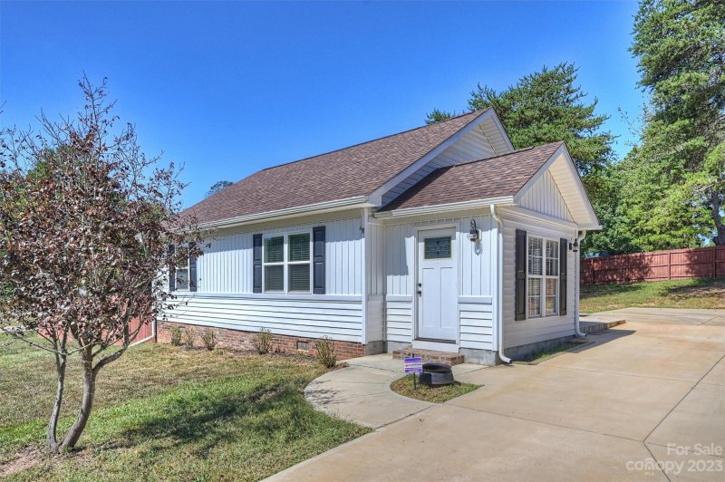 Property image 4 at 132 Bluewing Lane, Mooresville, NC 28117